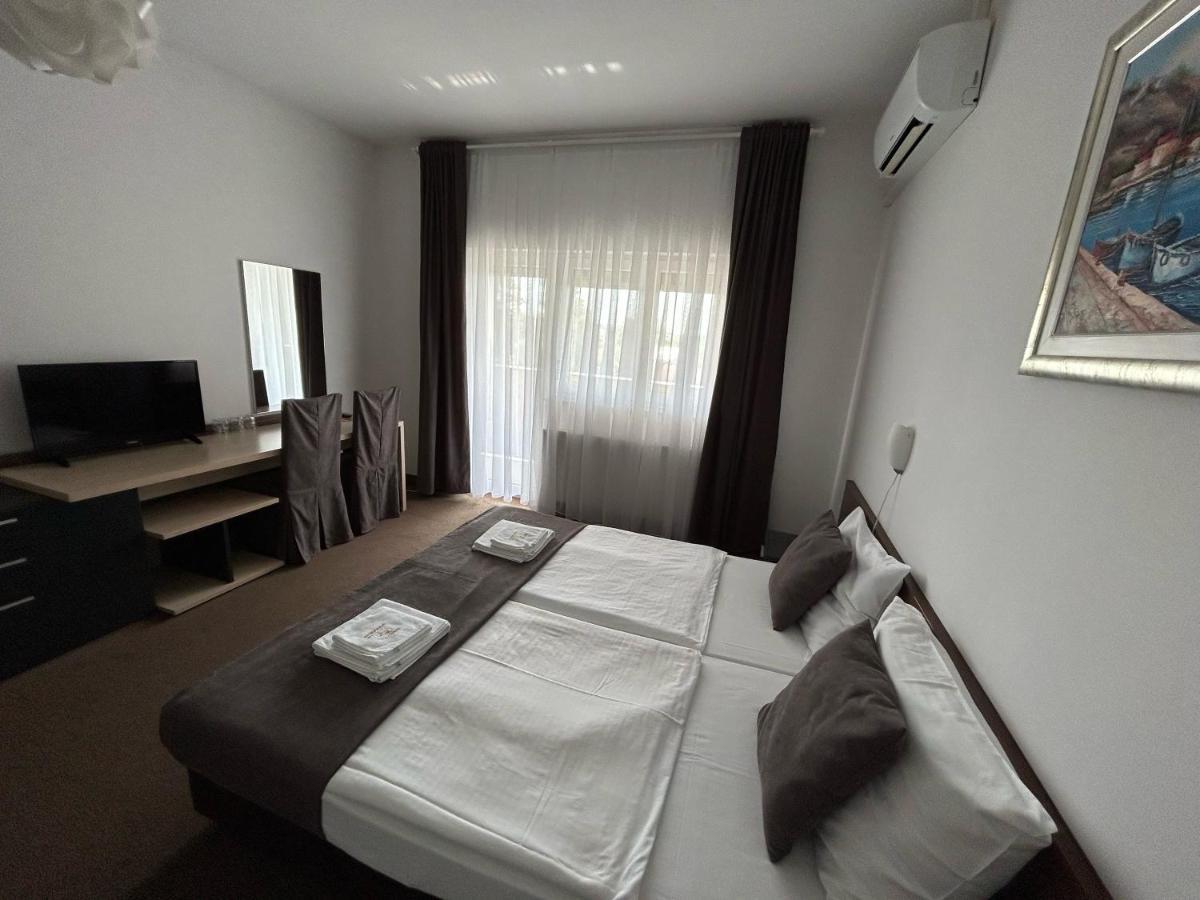 Rooms Laguna Sesvete Esterno foto