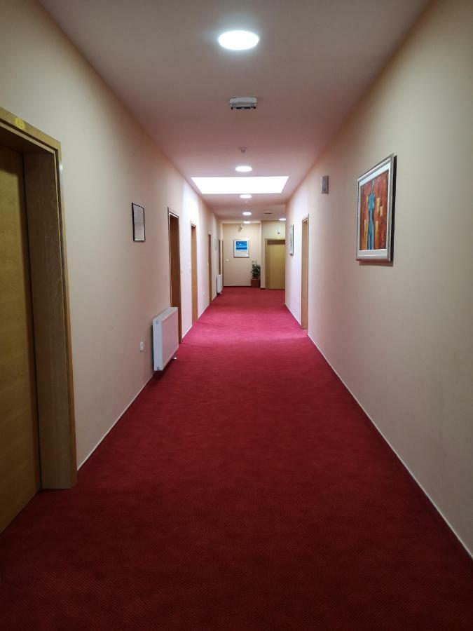 Rooms Laguna Sesvete Esterno foto