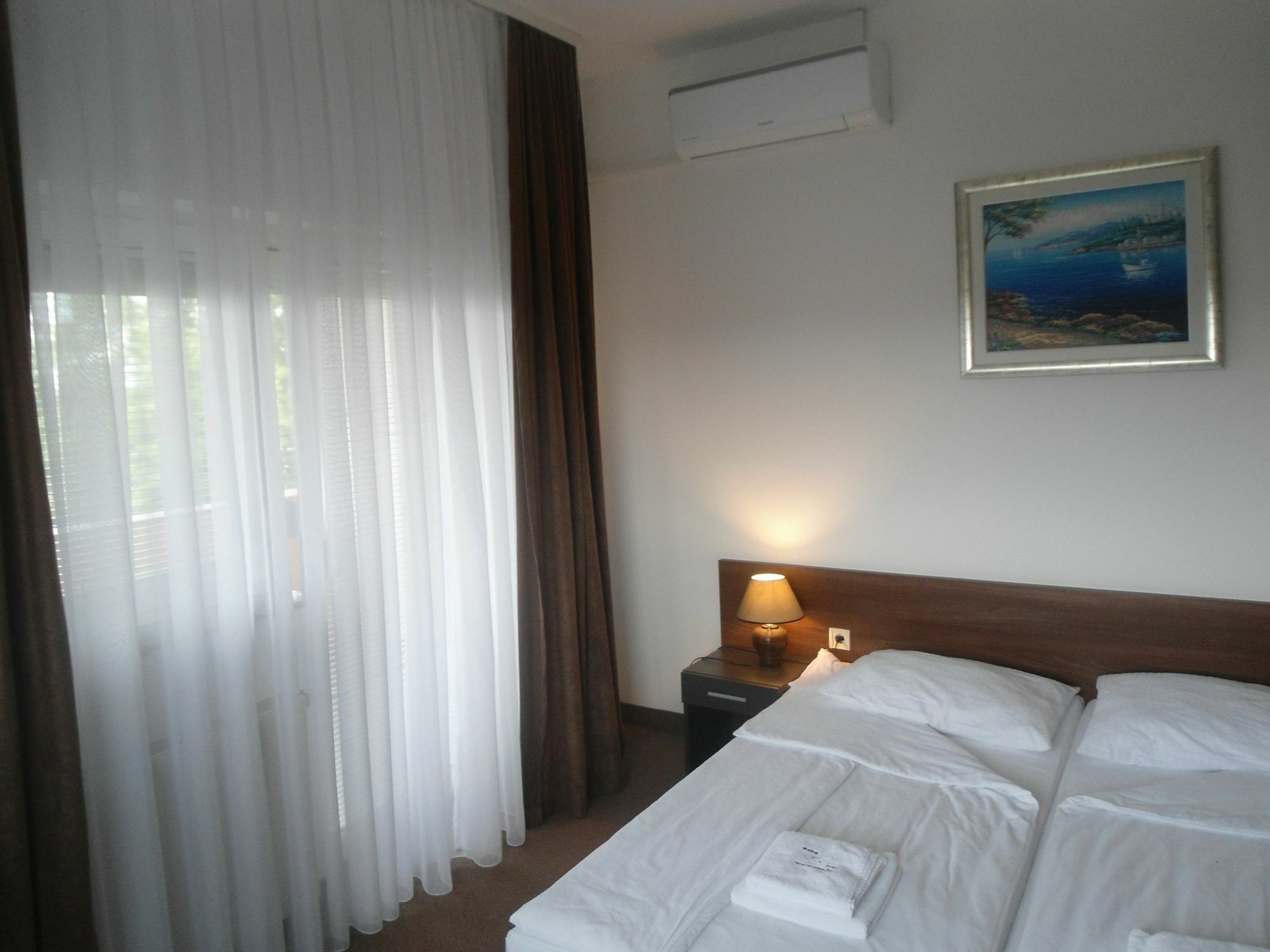 Rooms Laguna Sesvete Esterno foto